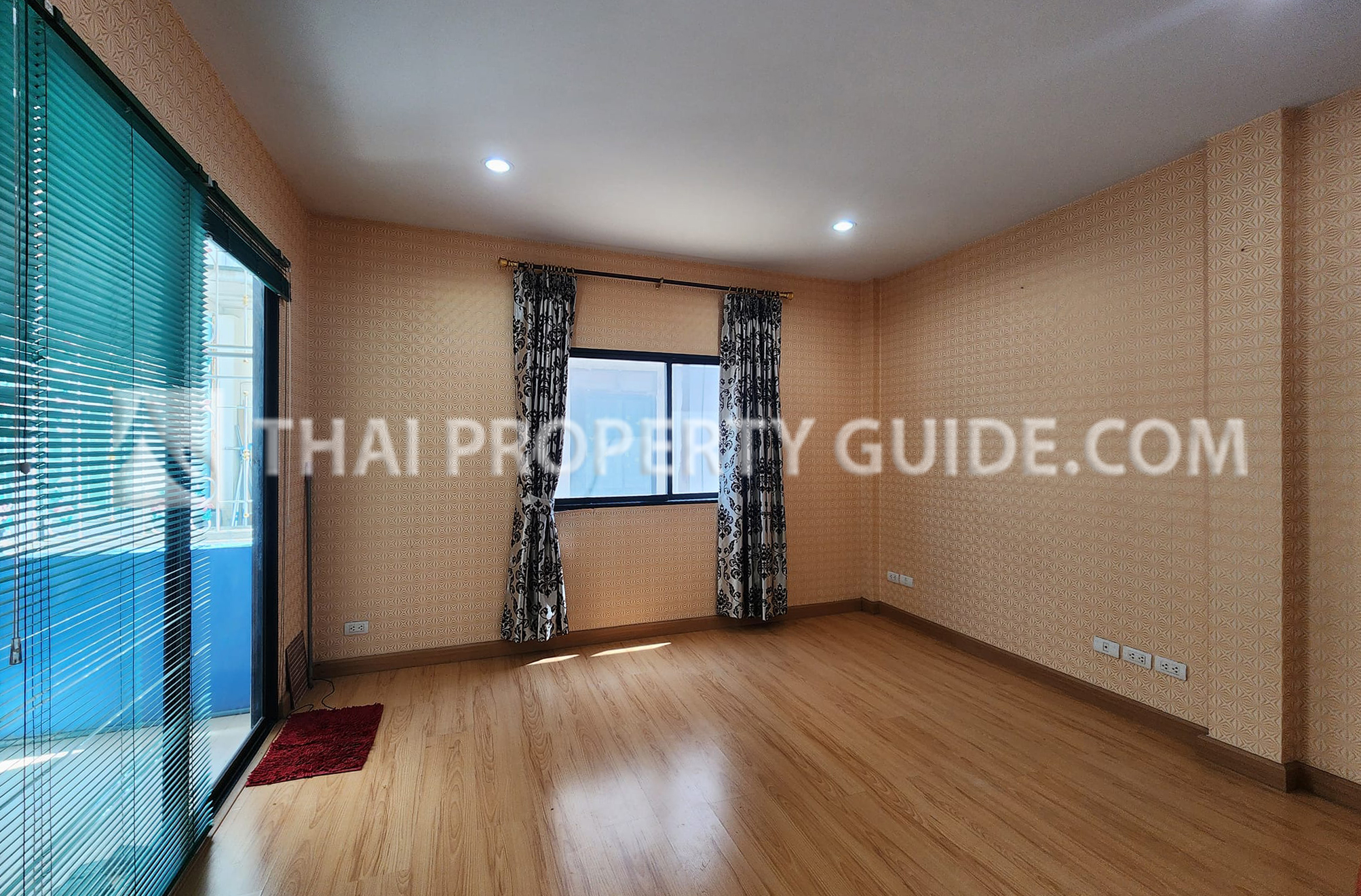 Townhouse in Sukhumvit 